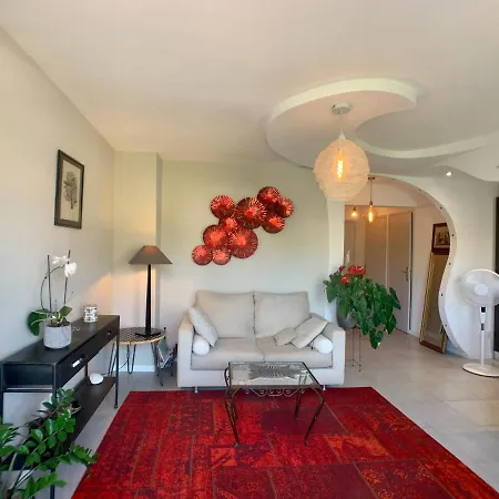 Homeplace Parc Beauvallon Apartment *